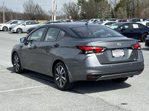 Used 2023 Nissan Versa S w/ S Plus Package image 4
