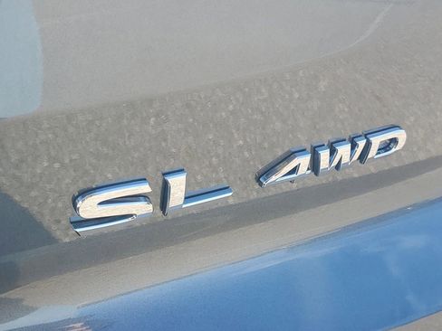 New 2025 Nissan Pathfinder SL image 6