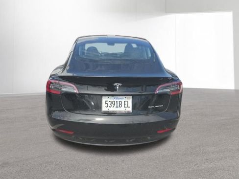Used 2022 Tesla Model 3 Long Range image 10