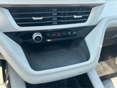 New 2026 Ford Explorer Active w/ Active Comfort Package AWD/4WD image 42