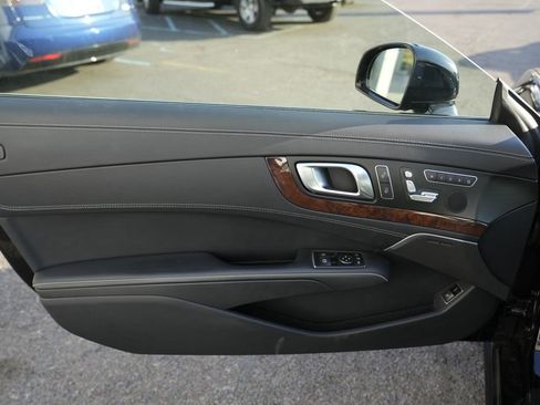 Used 2014 Mercedes-Benz SL 550 image 48