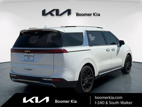Used 2024 Kia Carnival SX Prestige image 5