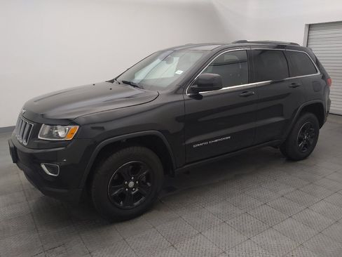 Used 2016 Jeep Grand Cherokee Laredo w/ Quick Order Package 23E AWD/4WD image 2