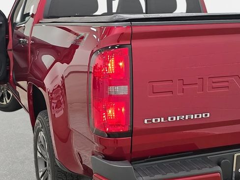 Used 2022 Chevrolet Colorado Z71 AWD/4WD image 33