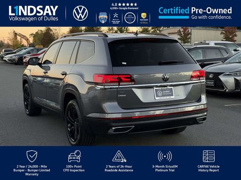 Certified 2022 Volkswagen Atlas SE w/ Black Wheel Package image 5