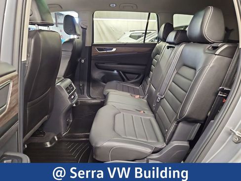 Used 2024 Volkswagen Atlas SEL AWD/4WD image 29