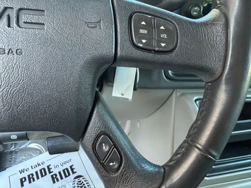 Used 2005 GMC Yukon SLT w/ SLT Preferred Equipment Group image 20