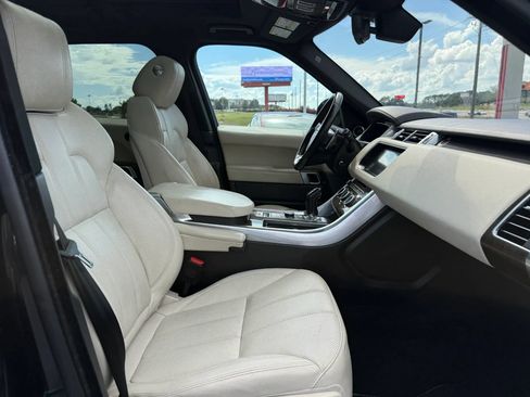 Used 2017 Land Rover Range Rover Sport Supercharged AWD/4WD image 18