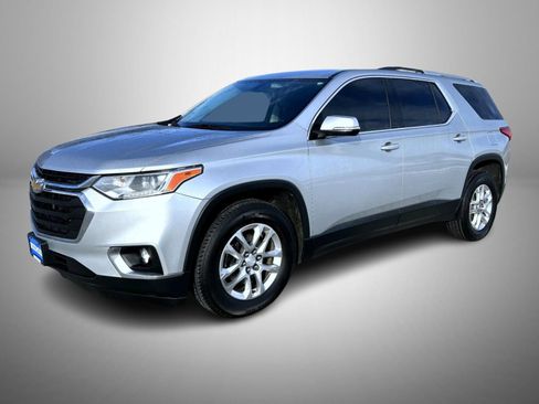 Used 2018 Chevrolet Traverse LT image 1