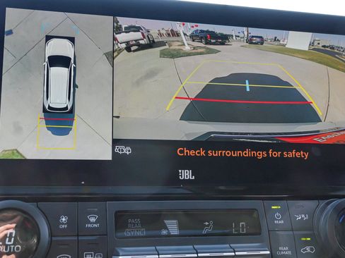Certified 2025 Toyota Grand Highlander AWD image 44