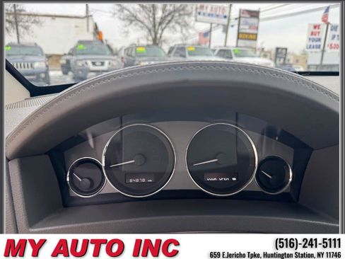 Used 2010 Jeep Grand Cherokee Limited image 20