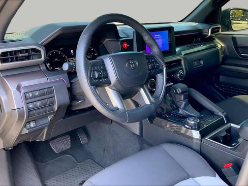 Used 2026 Toyota Tacoma TRD Off-Road AWD/4WD image 17