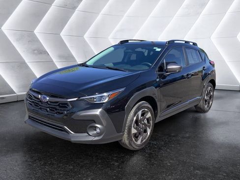 Used 2025 Subaru Crosstrek 2.5i Limited w/ Crosstrek Mirror Package image 3