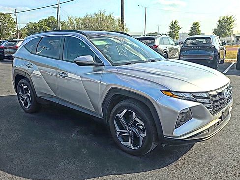 Used 2024 Hyundai Tucson SEL AWD/4WD image 3