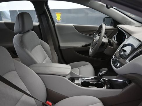 Used 2024 Chevrolet Malibu LT image 12