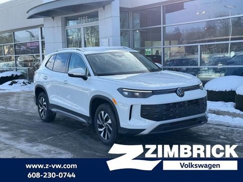 New 2026 Volkswagen Tiguan S AWD/4WD image 1