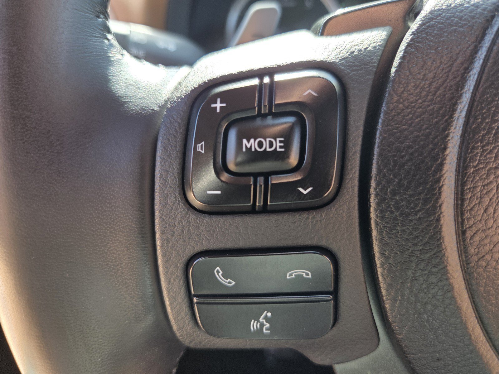 Used 2022 Lexus IS 300 w/ Accessory Package RWD image 27