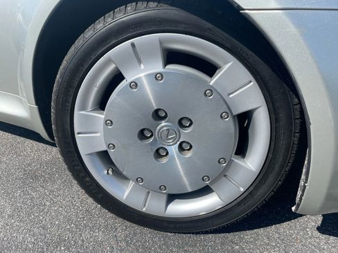 Used 2002 Lexus SC 430 Convertible image 39