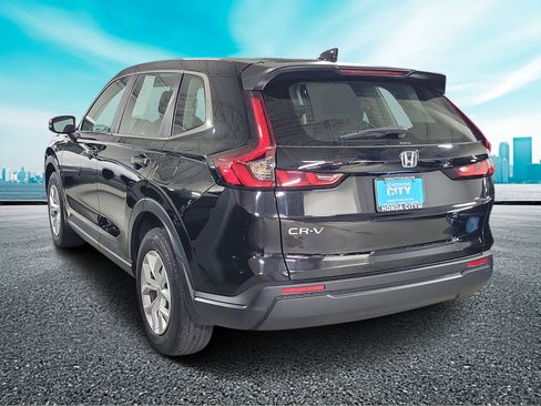 Used 2024 Honda CR-V LX image 3