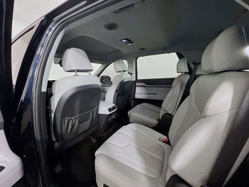 Used 2022 Hyundai Palisade SEL w/ Premium Package image 24