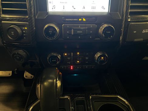 Used 2019 Ford F150 Raptor w/ Equipment Group 802A Luxury AWD/4WD image 19