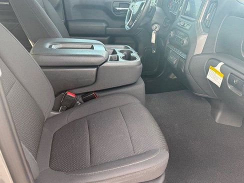 Used 2022 Chevrolet Silverado 1500 Custom w/ Safety Confidence Package image 11