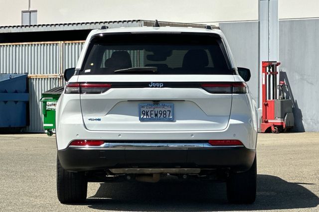 Used 2024 Jeep Grand Cherokee Limited 4xe AWD/4WD image 5