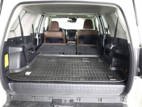 Used 2023 Toyota 4Runner Limited AWD/4WD image 60