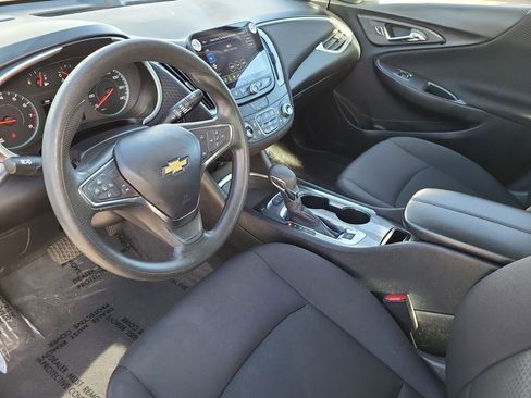 Used 2024 Chevrolet Malibu LT image 16
