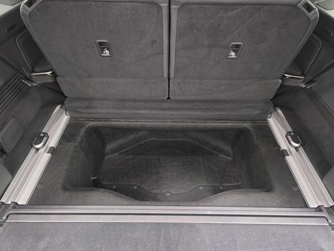 Used 2023 Rivian R1S Launch Edition image 26