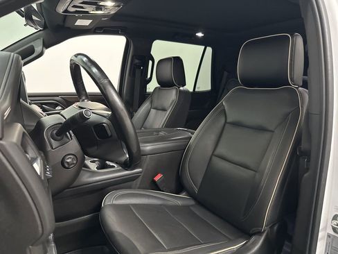 Used 2021 Chevrolet Tahoe Premier w/ Premium Package AWD/4WD image 26