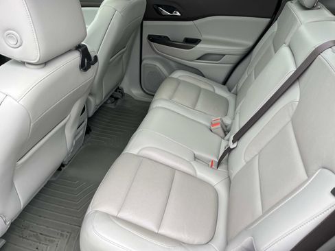 Used 2019 GMC Acadia SLT image 20