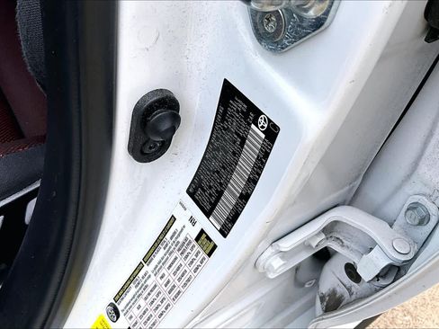 Used 2024 Toyota Corolla SE FWD image 33