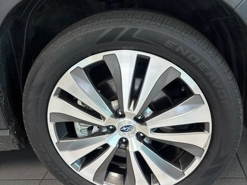 Used 2022 Subaru Ascent Touring AWD/4WD image 11