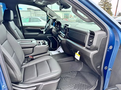 Used 2026 Chevrolet Silverado 3500 LT w/ All Star Edition AWD/4WD image 16