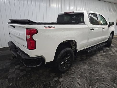 Used 2022 Chevrolet Silverado 1500 Custom Trail Boss AWD/4WD image 10