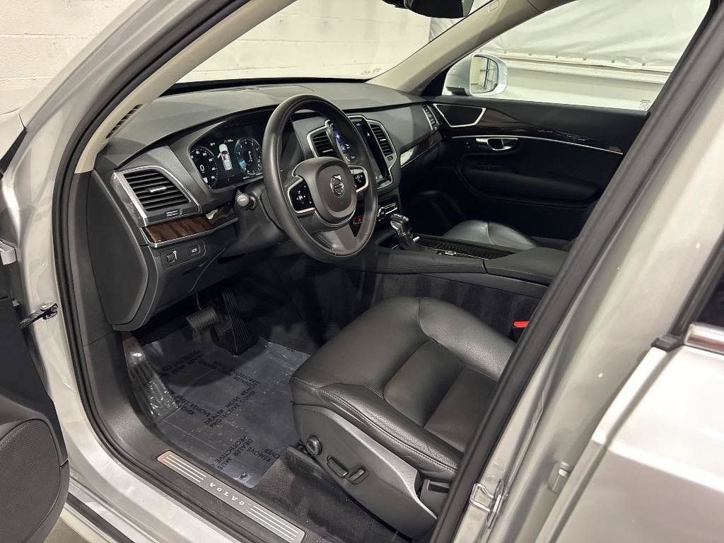 Used 2019 Volvo XC90 T6 Momentum w/ Protection Package AWD/4WD image 33
