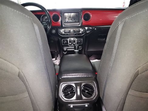 Used 2020 Jeep Wrangler Unlimited Sport S image 10