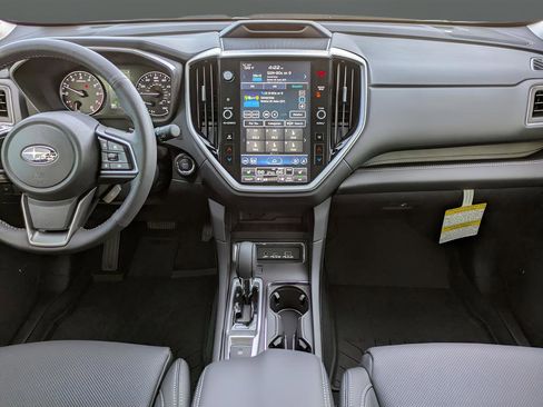 Certified 2025 Subaru Ascent Limited AWD/4WD image 18