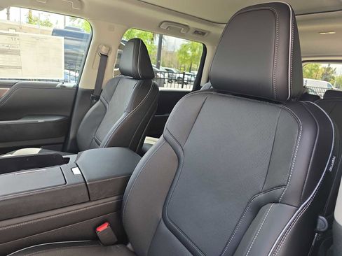 New 2026 INFINITI QX80 Luxe AWD/4WD image 15