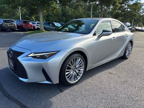 Used 2023 Lexus IS 300 AWD w/ Premium Package image 7