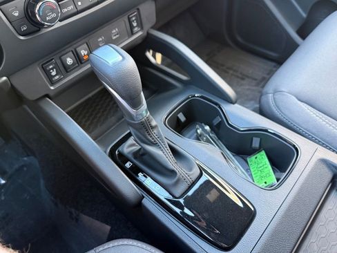 New 2026 Nissan Frontier SV image 18