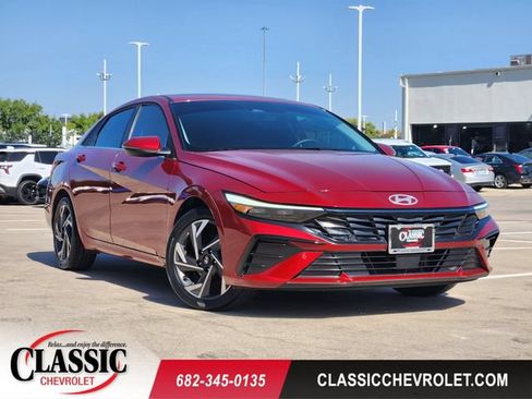 Used 2024 Hyundai Elantra Limited FWD image 1
