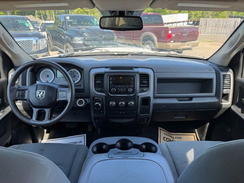 Used 2018 RAM 1500 Express AWD/4WD image 20