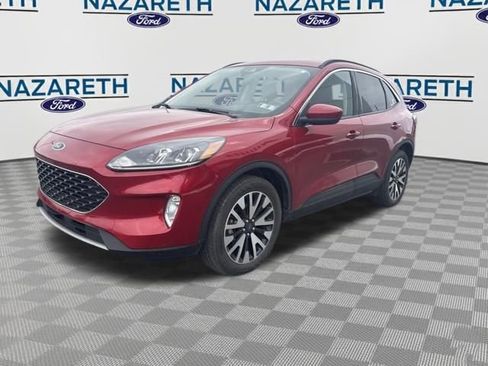 Used 2020 Ford Escape SEL image 3