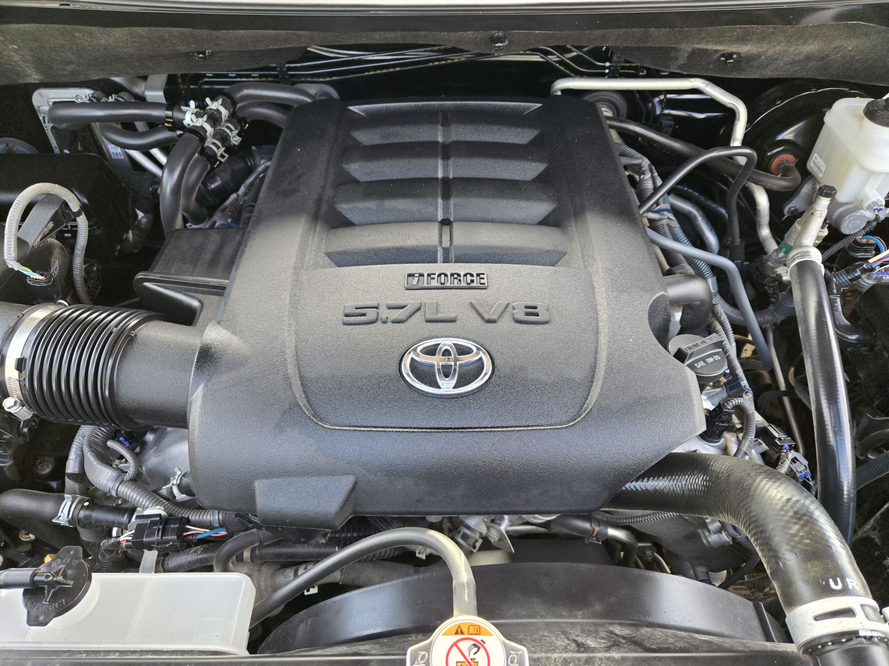 Used 2020 Toyota Sequoia Limited w/ Safety & Convenience Package AWD/4WD image 33