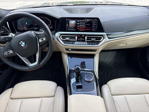 Used 2021 BMW 330i Sedan w/ Convenience Package RWD image 14