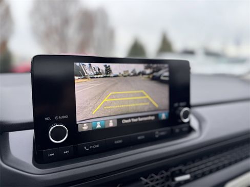 Used 2024 Honda Accord EX image 27