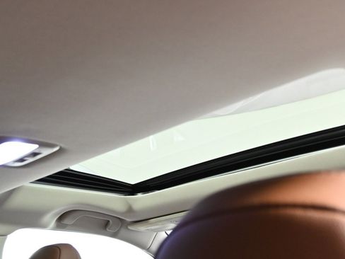 Used 2024 Subaru Outback Touring image 17