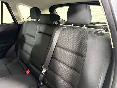Used 2016 MAZDA CX-5 Touring FWD image 18